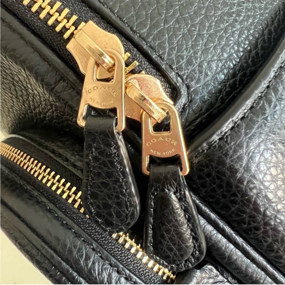 Coach backpack - Picture 3 of 5